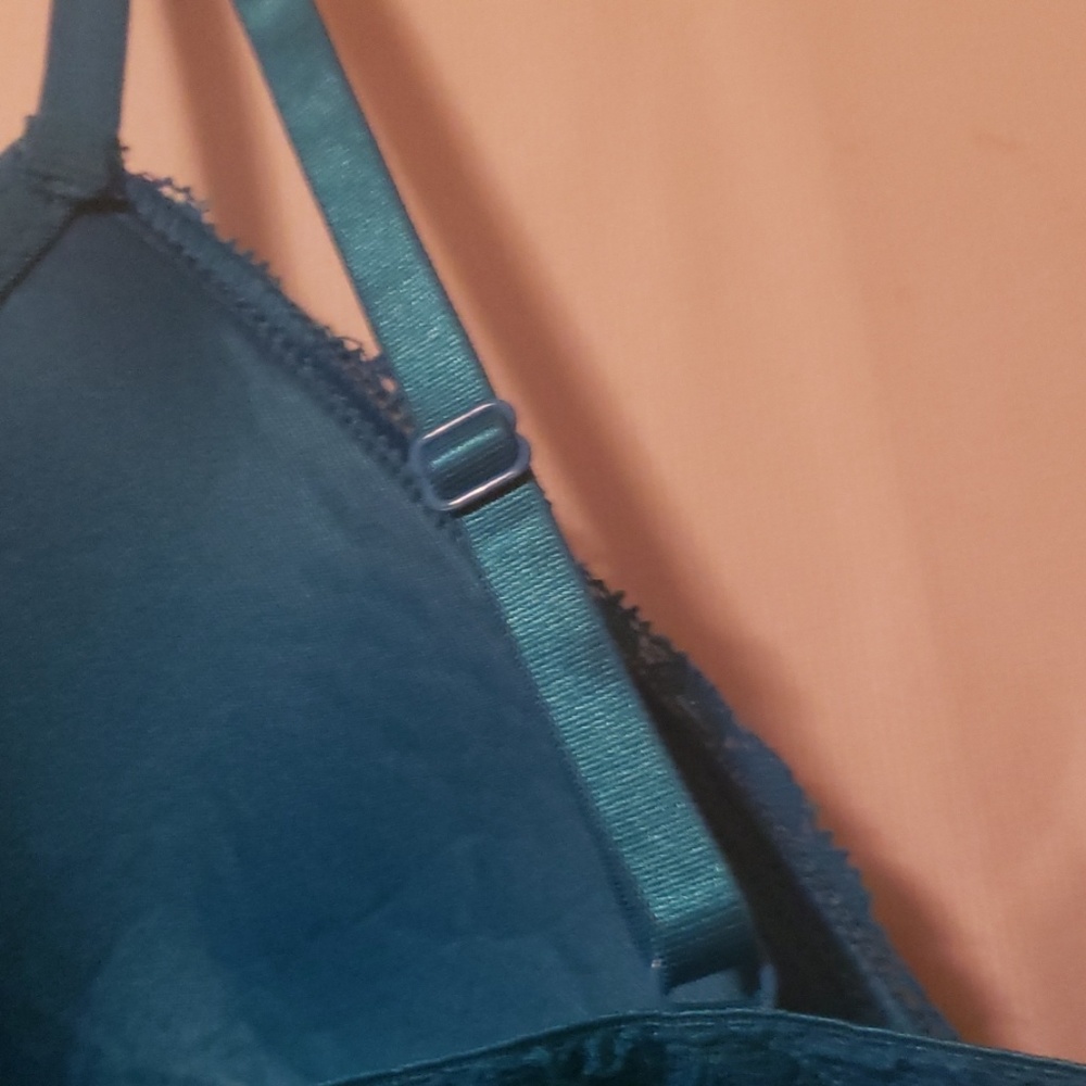 Bra - Picture 5 of 7